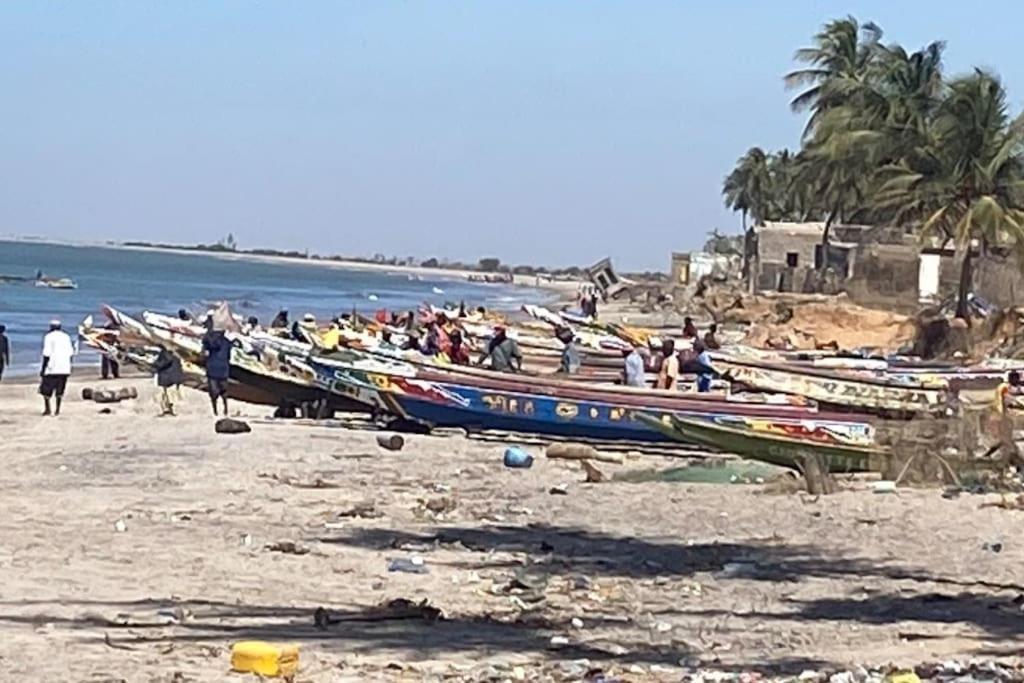 Case Beach Ngalou Sessene Buitenkant foto