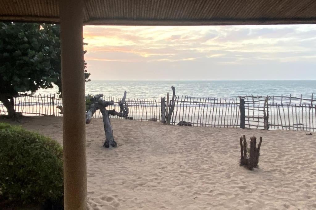 Case Beach Ngalou Sessene Buitenkant foto